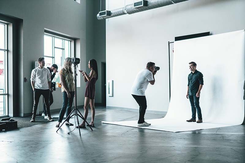 cody-lannom-traditional-photo-studio-unsplash.jpeg