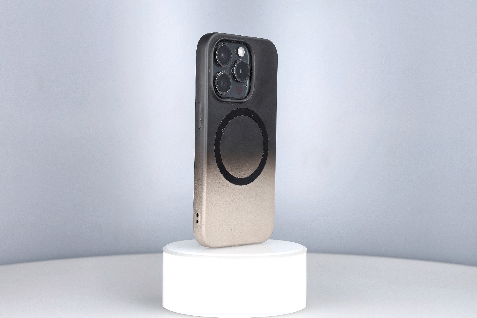 USB-C HOLDER CUSTOM_25.jpg