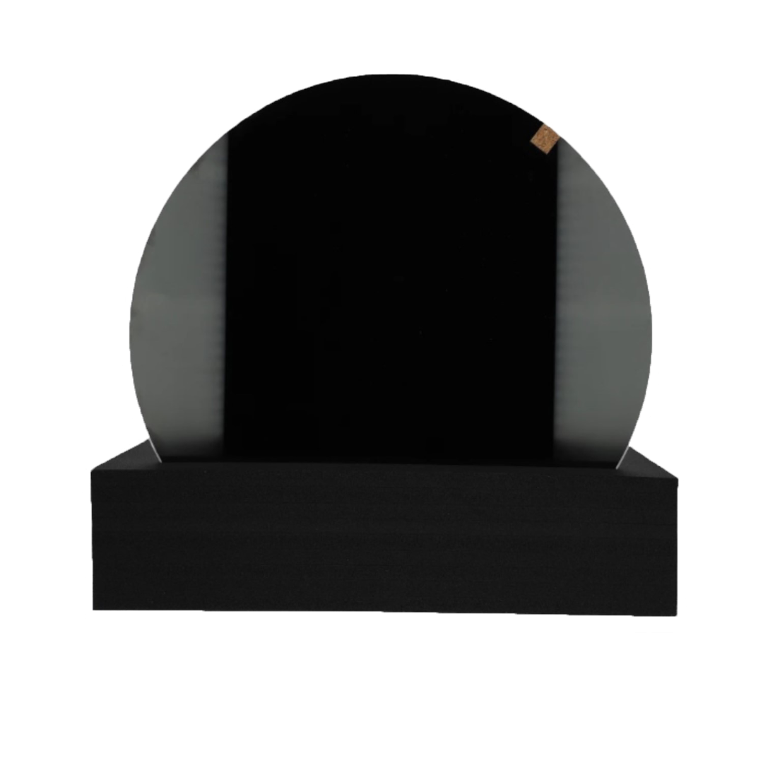 Black glass table for Alphashot micro.png
